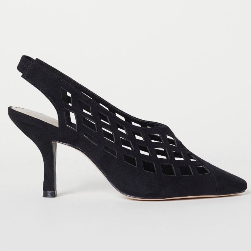 🆕Black Slingbacks in faux suede